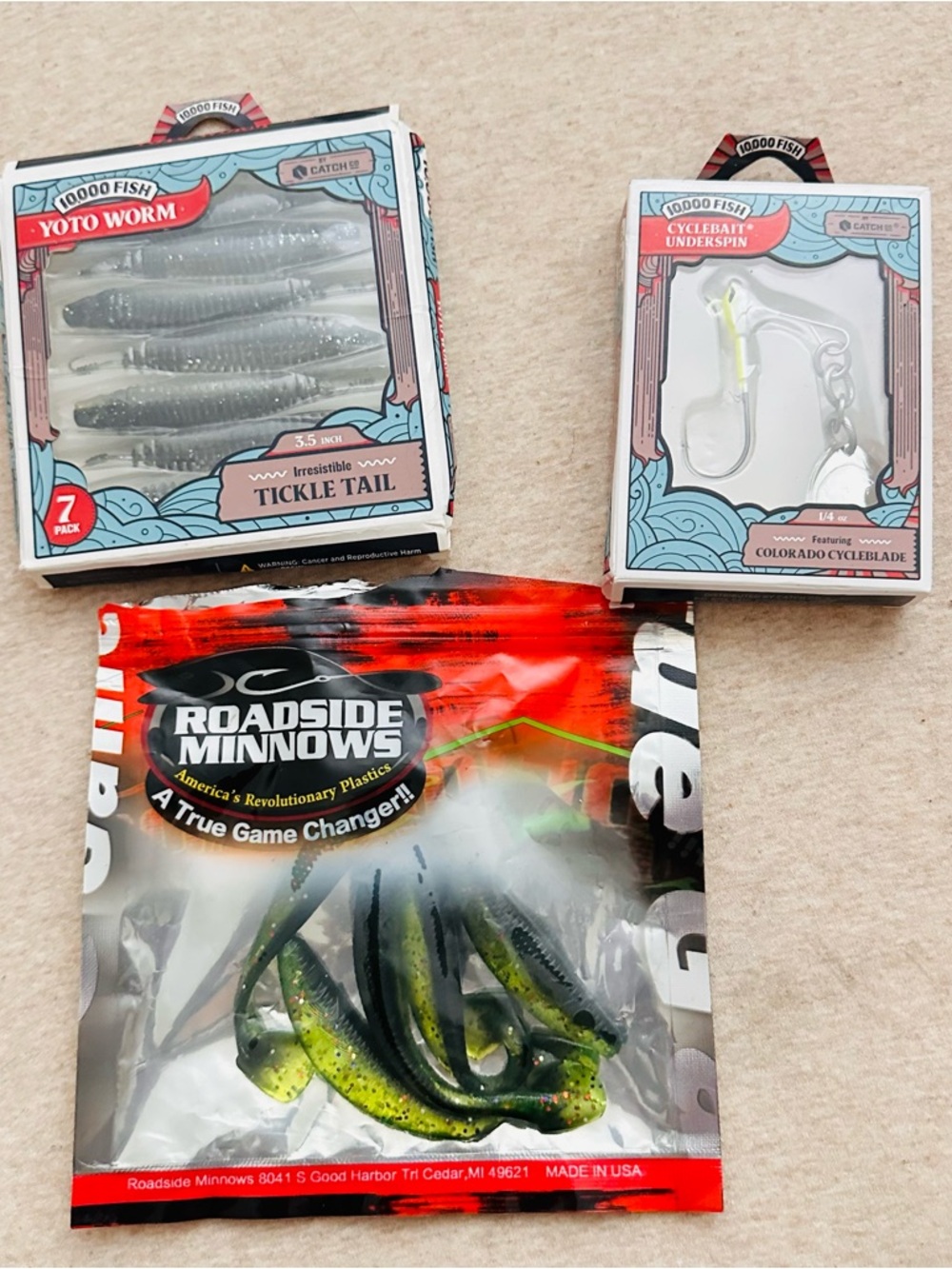 Roadside Minnows Soft Plastics & Assorted Tackle - Green/Chartreuse